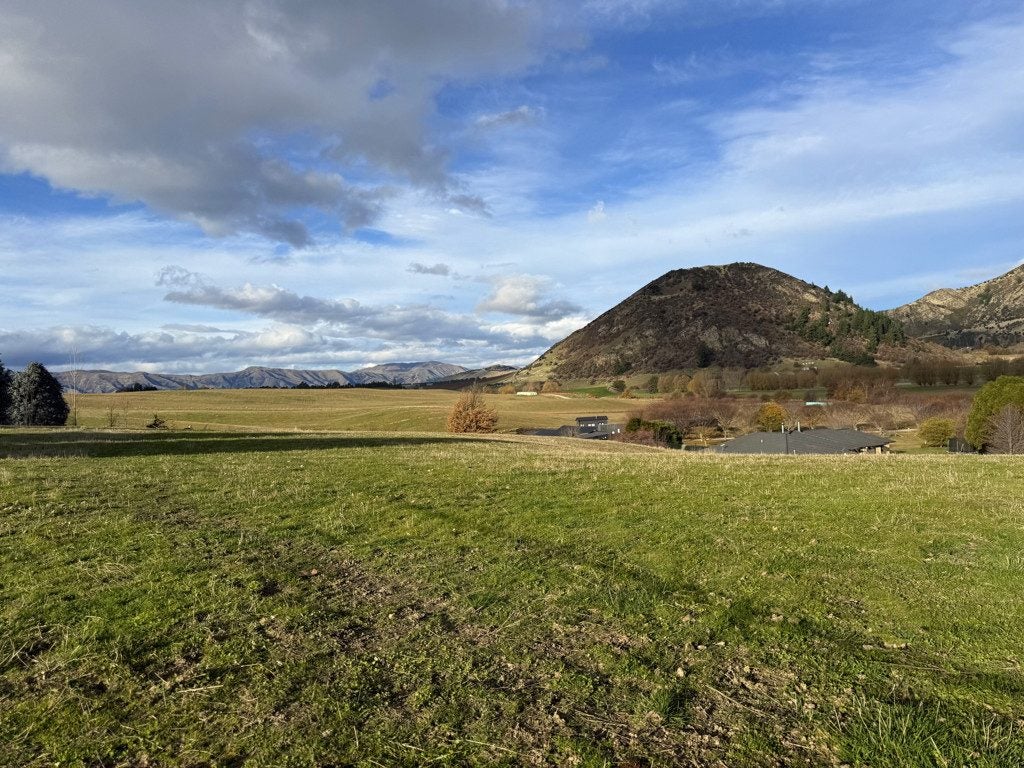 196A Maxwell Road, Wanaka - Carousel 2