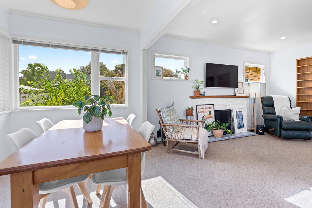 18 Huia Street, Whau Valley, Whangarei - Carousel 1