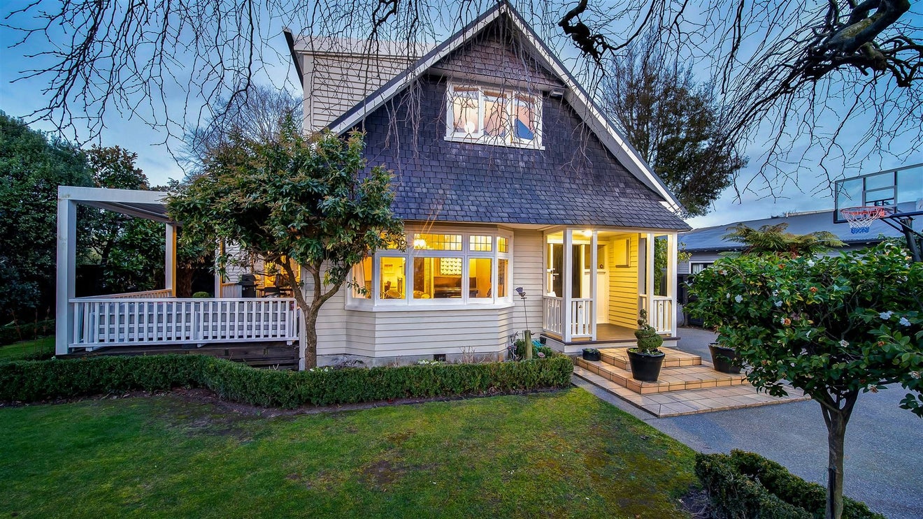 100 Idris Road, Bryndwr, Christchurch - Carousel 32