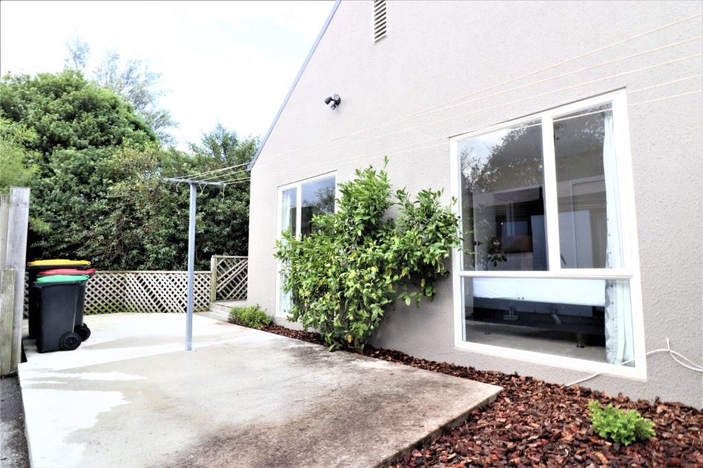 13B Berry Street, St Albans, Christchurch - Carousel 1