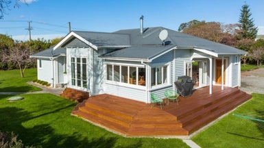 3086 State Highway 1, Riverlands - Carousel 1