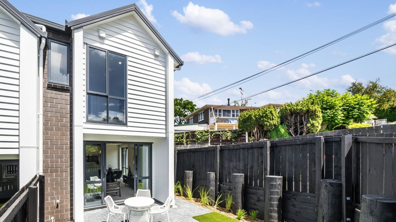 36 Marae Road, Greenhithe, Auckland - Carousel 1