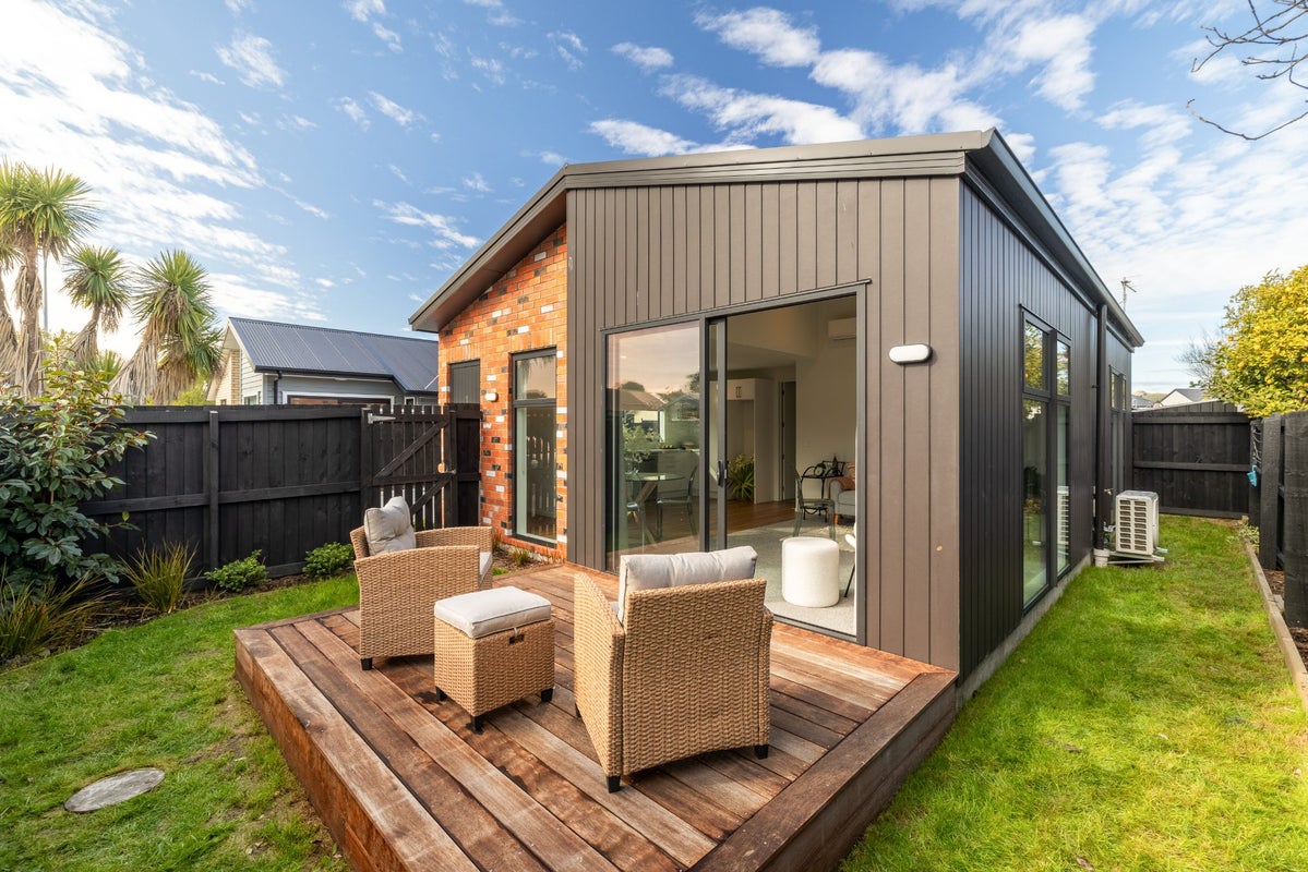 1/152 Woodham Road, Linwood, Christchurch - Carousel 2