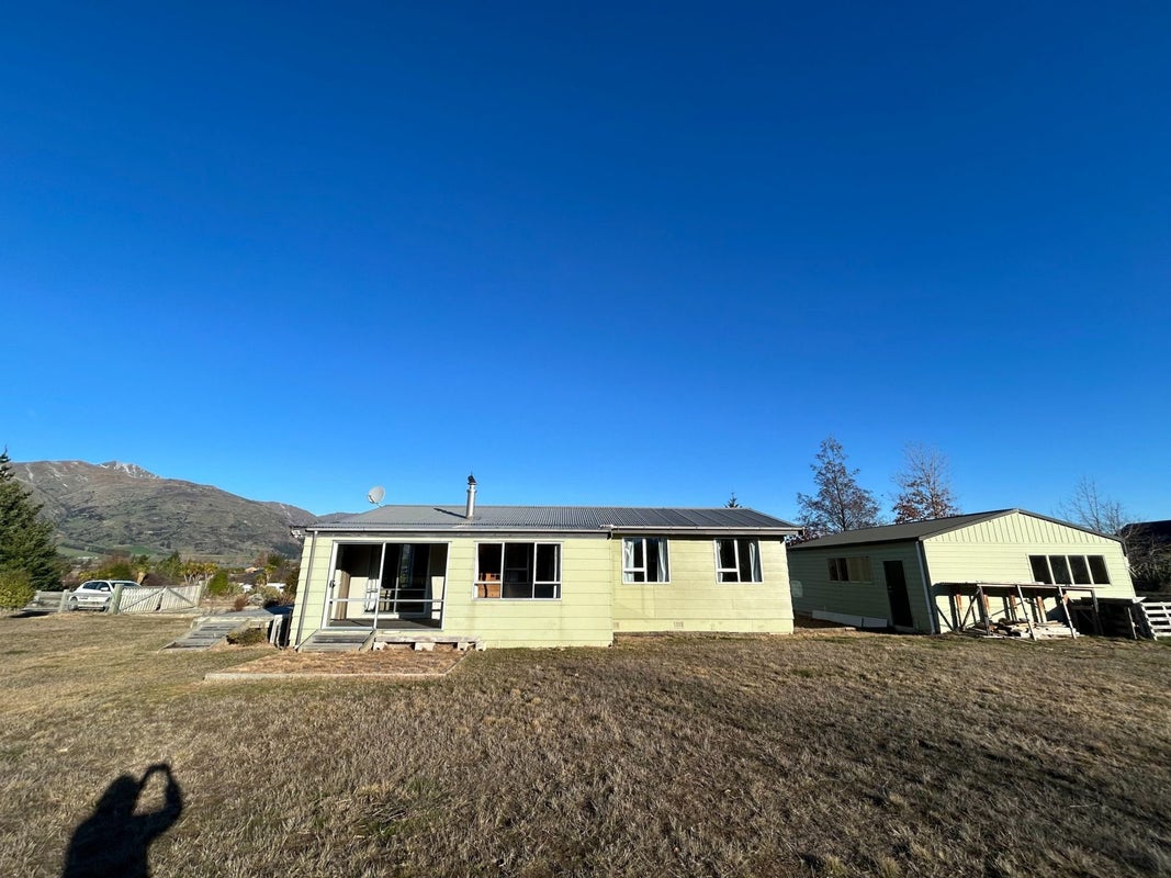 46 Lichen Lane, Wanaka - Carousel 2