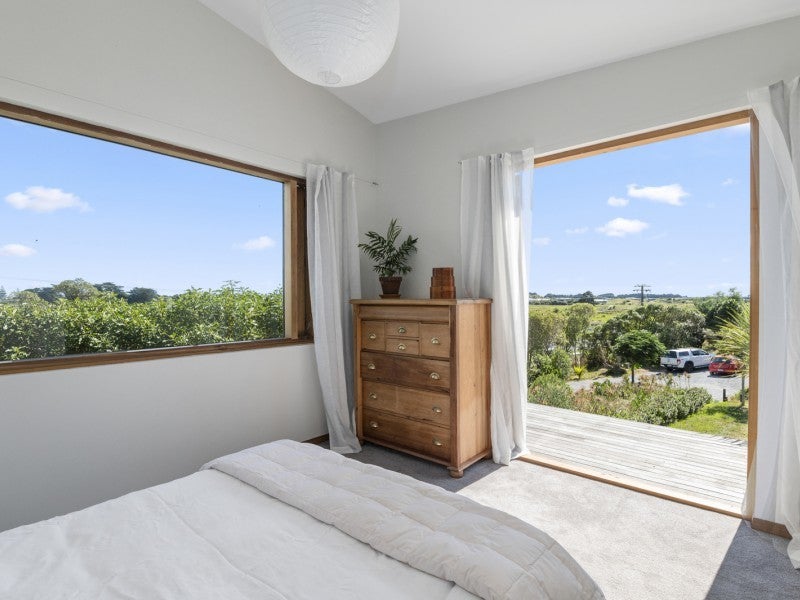 5 Pukenamu Road, Te Horo - Carousel 2