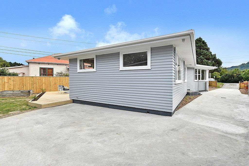 1220 Fergusson Drive, Brown Owl, Upper Hutt - Carousel 1