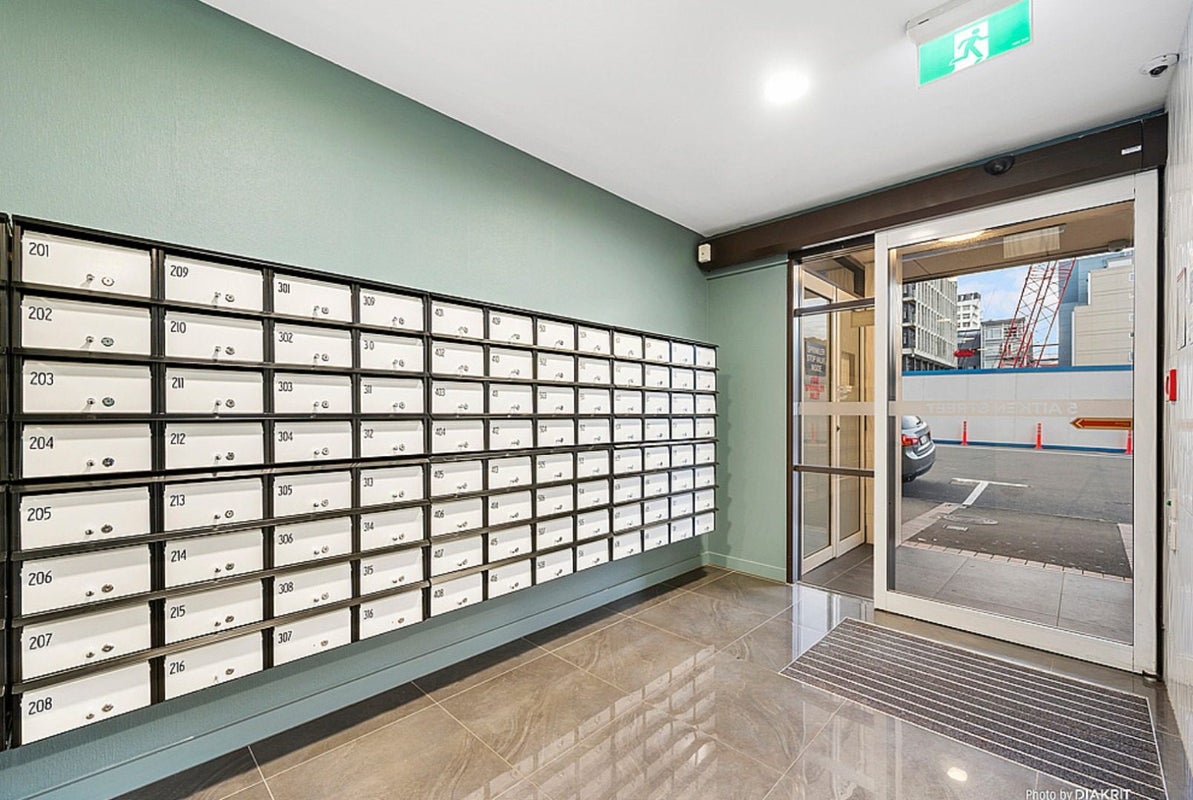 205/5 Aitken Street, Thorndon, Wellington - Carousel 8