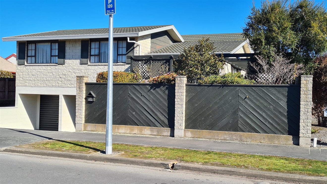 21 Juniper Place, Burnside, Christchurch - Carousel 2