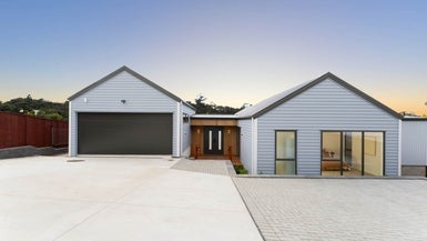 40 Awanui Road, Red Beach, Whangaparaoa - Carousel 1