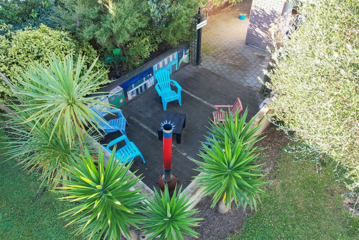 12 Pohutukawa Crescent, Raumati Beach, Paraparaumu - Carousel 2