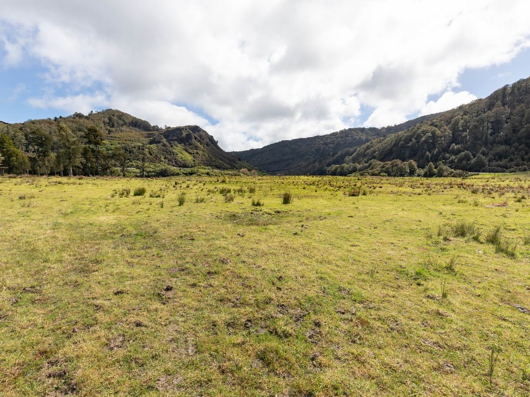 0 Taylorville, Taylorville, Greymouth - Carousel 1