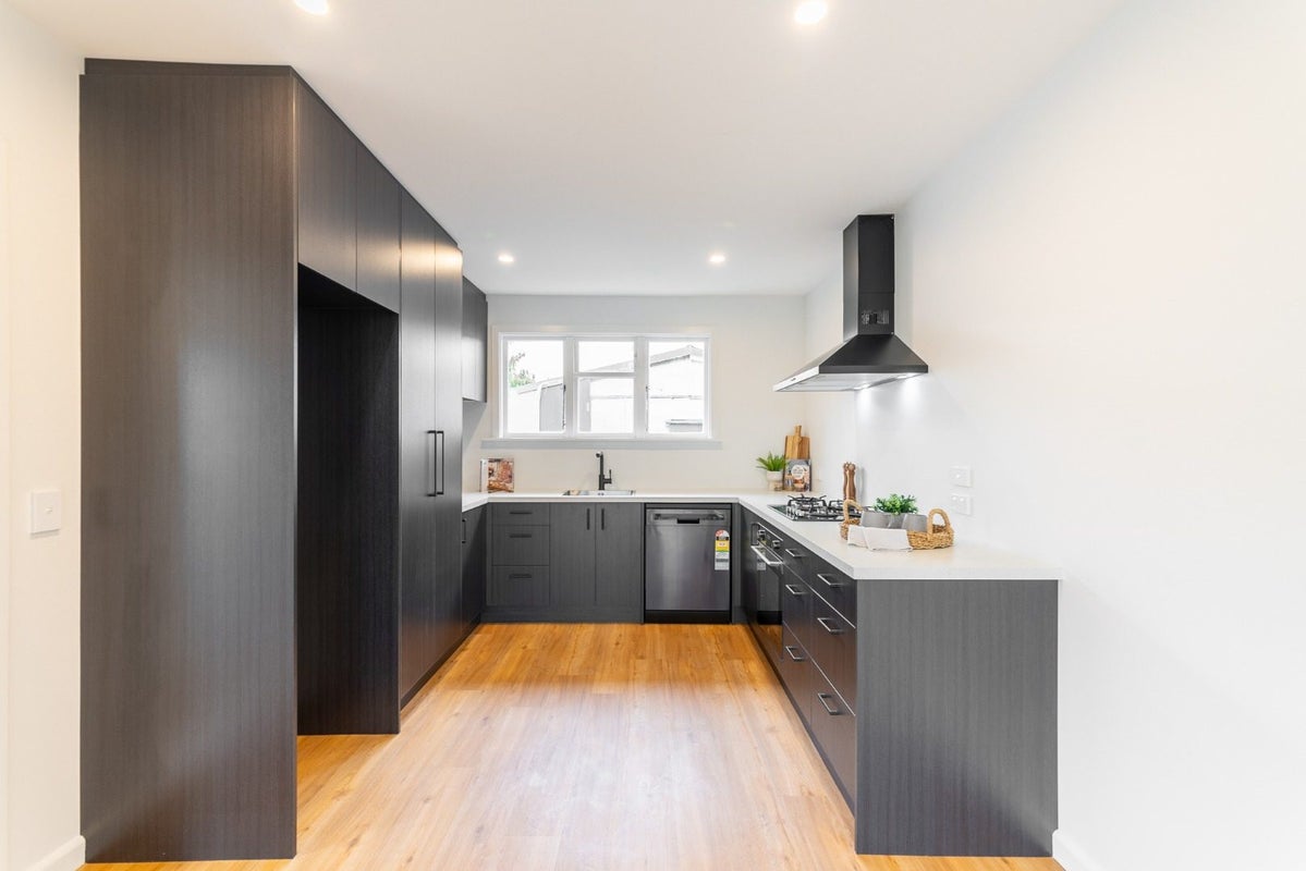 8 Hammersley Avenue, Shirley, Christchurch - Carousel 2