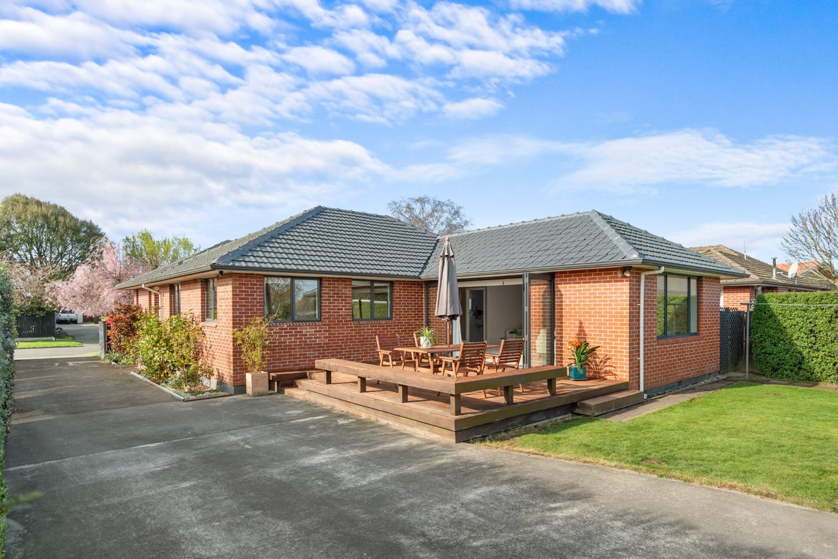 39 Bevington Street, Avonhead, Christchurch - Carousel 1