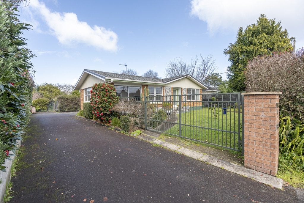 48A Morrinsville Road, Hillcrest, Hamilton - Carousel 2