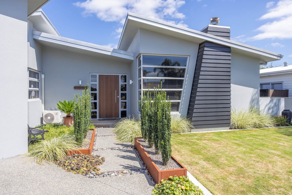 19 Shalimar Place, Huntington, Hamilton - Carousel 2