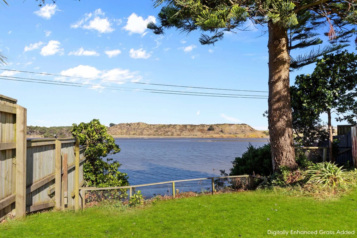 5 Balgownie Avenue, Gonville, Whanganui - Carousel 1