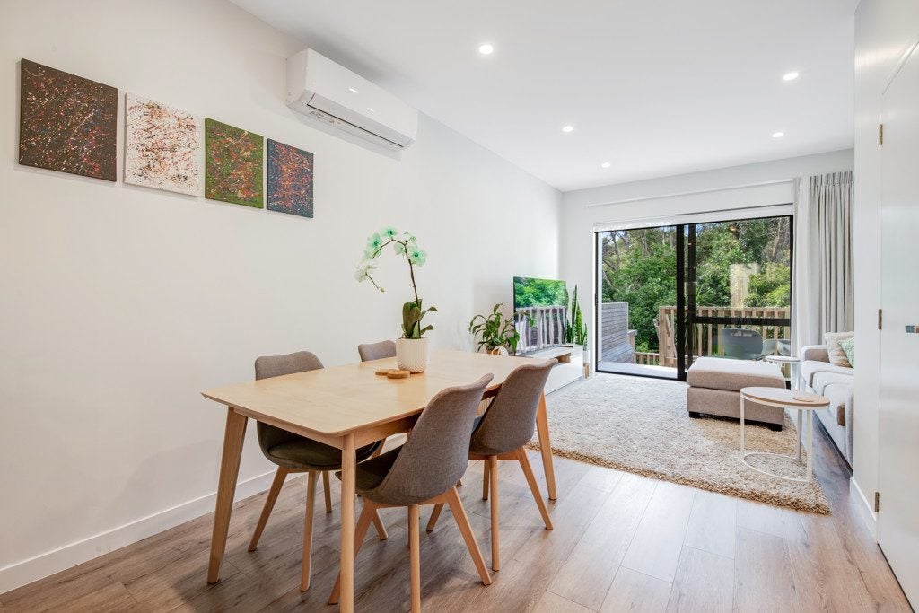 6/22 Spinella Drive, Bayview, Auckland - Carousel 2