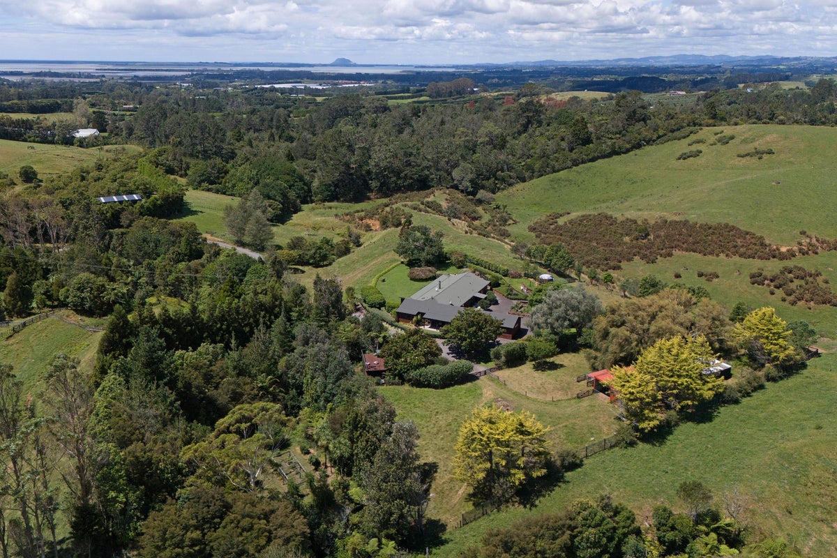 325C Rea Road, Tahawai, Katikati - Carousel 40