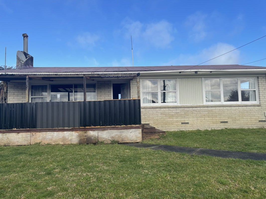 56 Prisk Street, Melville, Hamilton - Carousel 1
