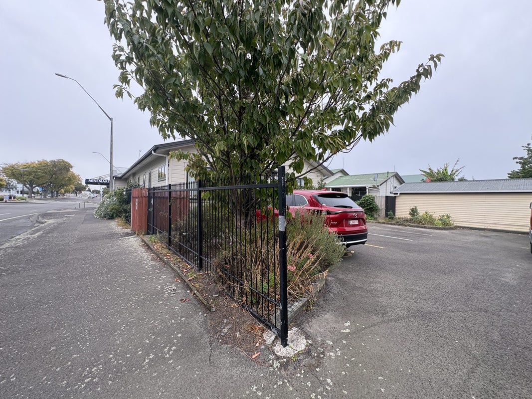 99 Cook Street, West End, Palmerston North - Carousel 2
