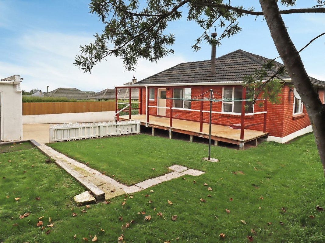 16 Spruce Street, Oamaru North, Oamaru - Carousel 15
