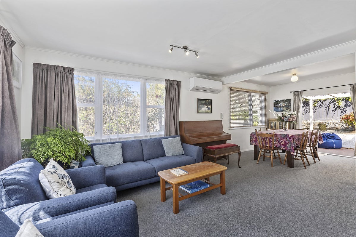 2A Wilfred Street, Tawa, Wellington, Wellington - Carousel 2