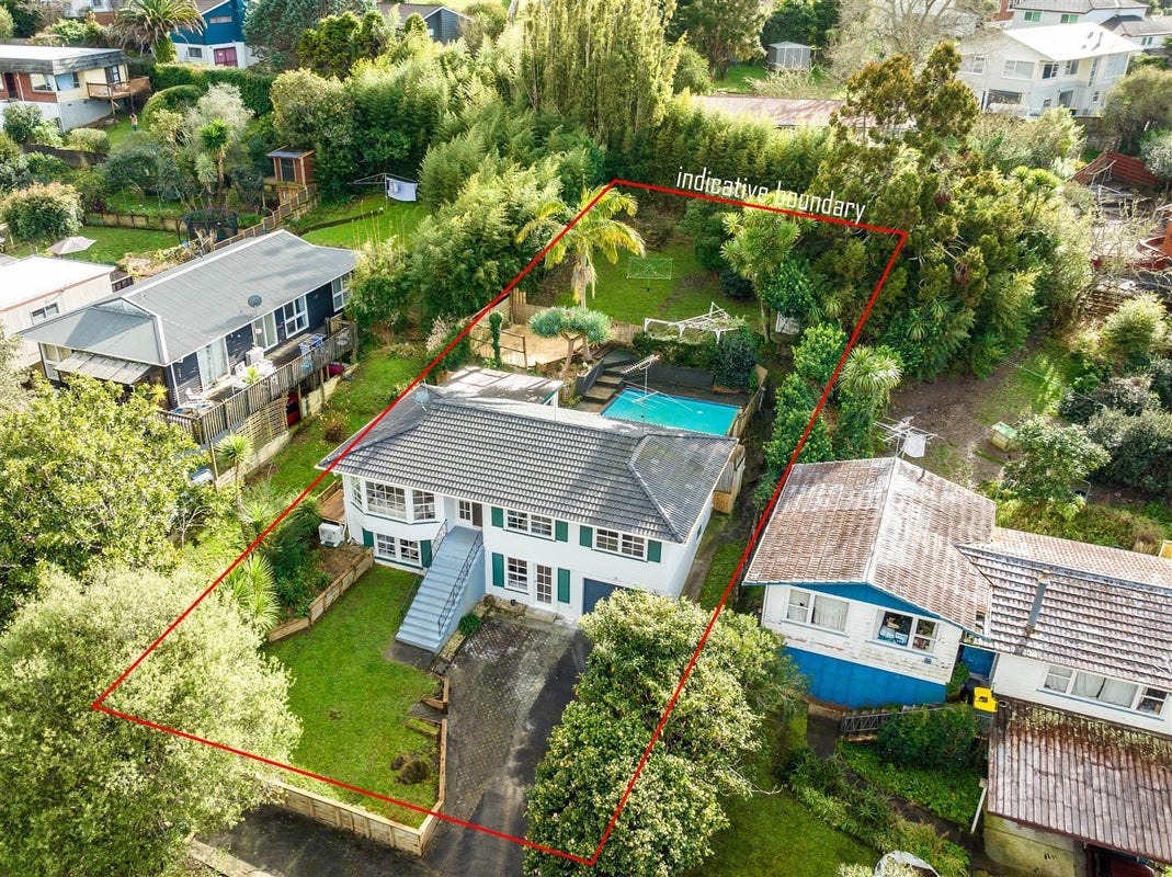 14 Sovereign Place, Glenfield, Auckland - Carousel 2