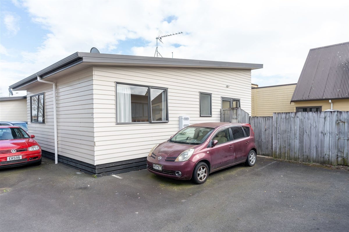 34C York Street, Hamilton East, Hamilton - Carousel 2