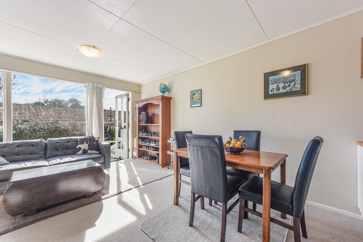 2/17 Waimea Road, Nelson South, Nelson - Carousel 1