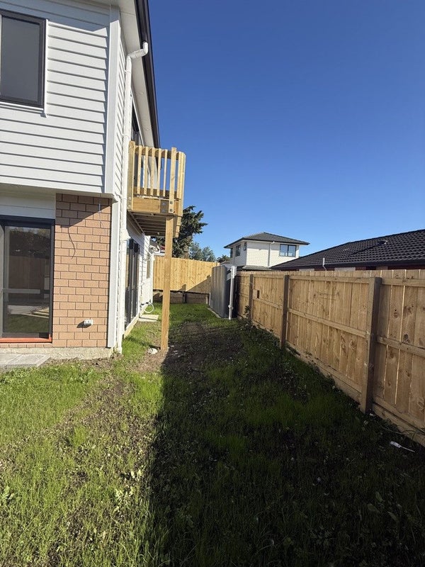 44D Orams Road, Hillpark, Auckland - Carousel 35