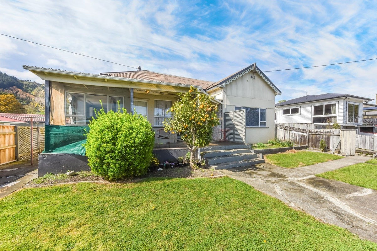 1/85 Tipahi Street, Nelson South, Nelson - Carousel 2