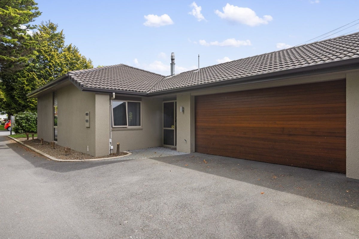 117A Kawaha Point Road, Kawaha Point, Rotorua - Carousel 2