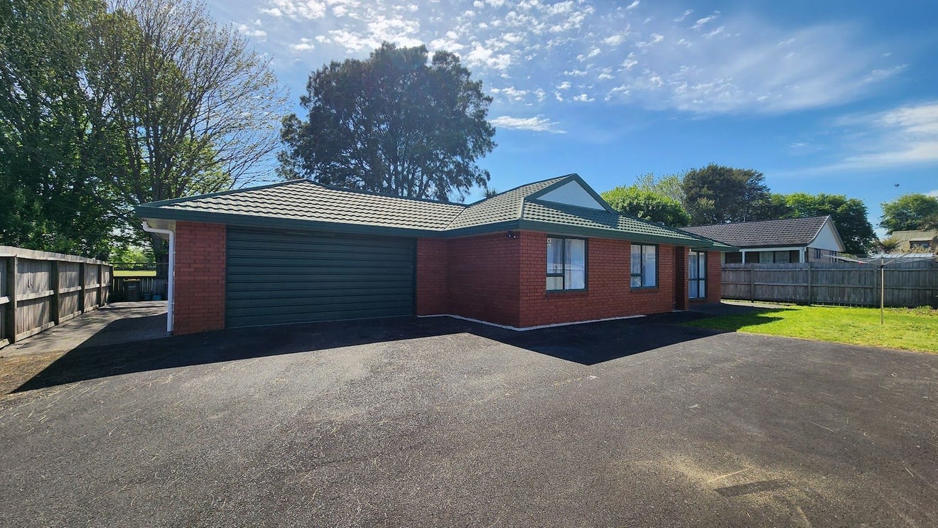 23 Shannon Place, Nawton, Hamilton - Carousel 1