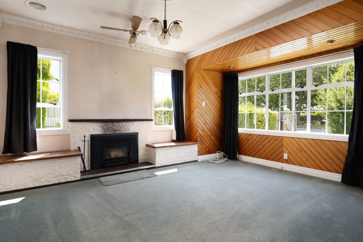 11 Lansdowne Street, Mayfield, Blenheim - Carousel 2