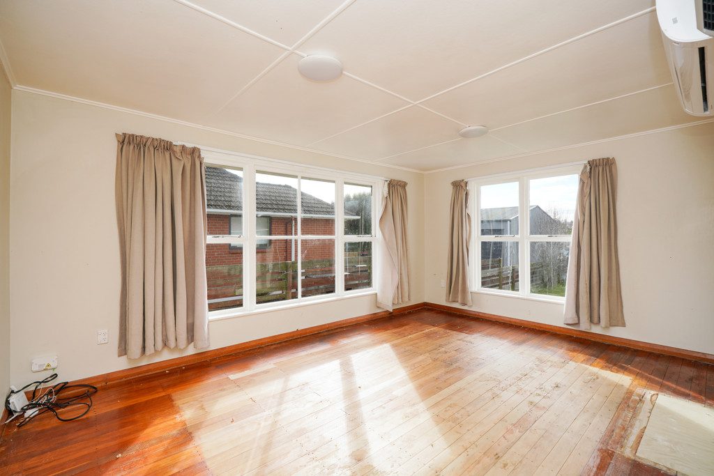 5 Anderson Place, East Gore, Gore - Carousel 2