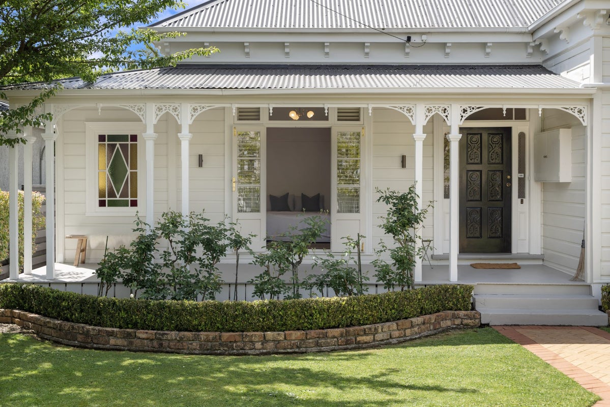 72 The Drive, Epsom, Auckland - Carousel 2