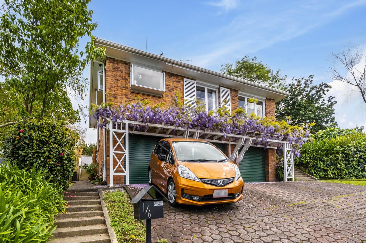 1/6 Holgate Road, Kohimarama, Auckland - Carousel 1
