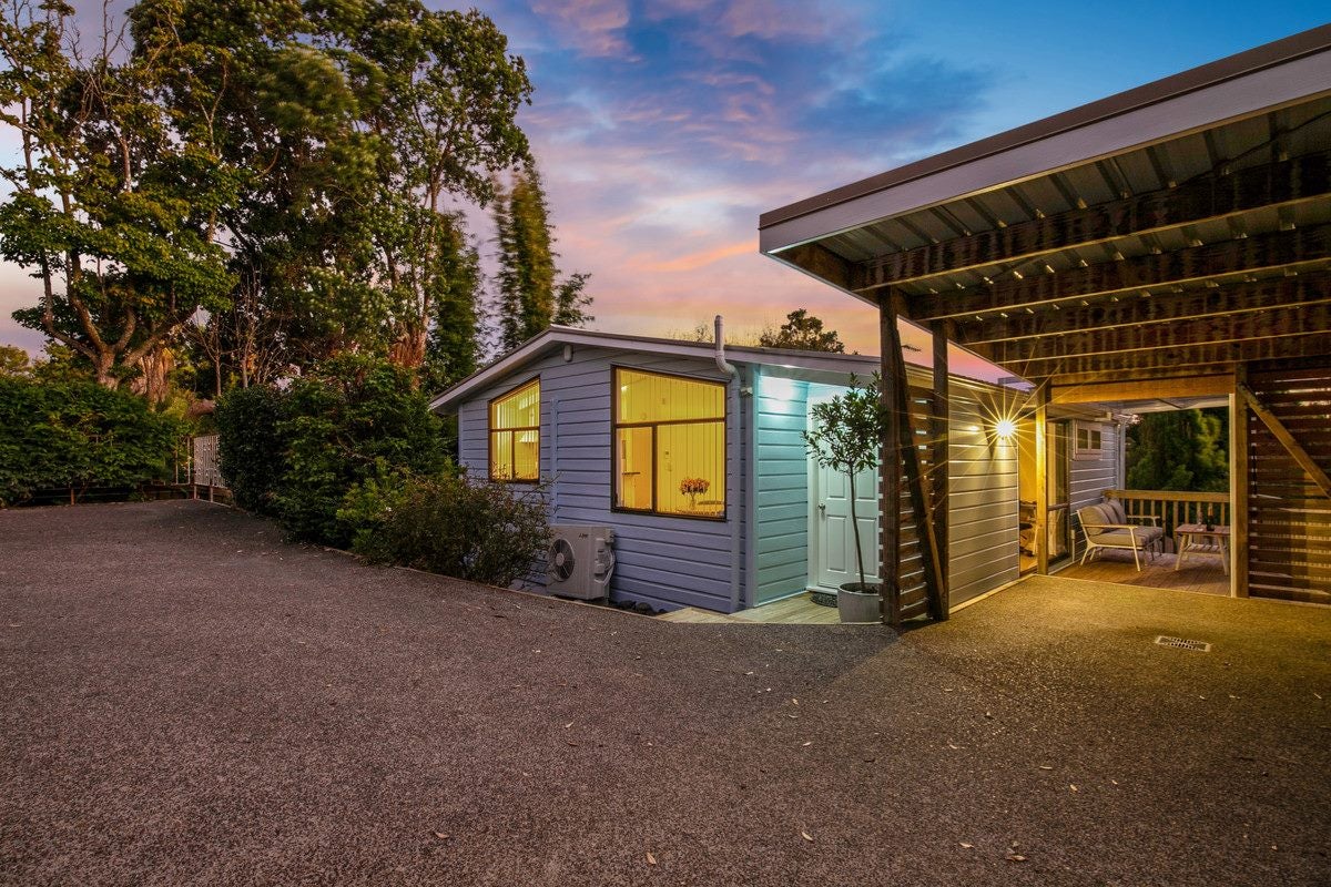 107A Brian Crescent, Stanmore Bay, Auckland  - Carousel 1
