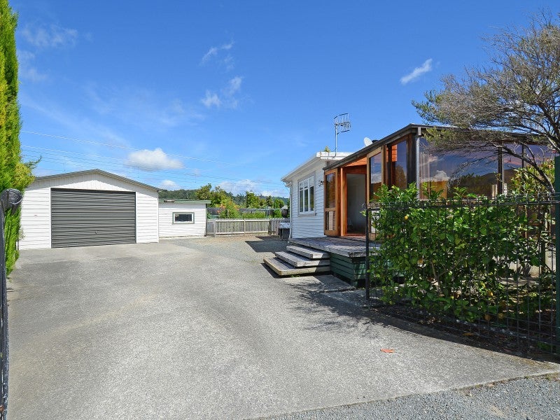 7 Hood Avenue, Heretaunga, Upper Hutt - Carousel 2