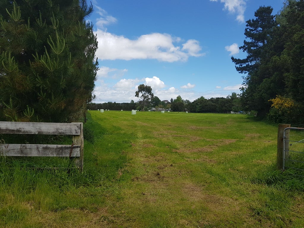 1700 River Road, Broadlands, Broadlands Forest - Carousel 2