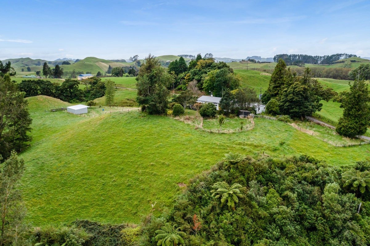 805 Croydon Road, Te Popo, Stratford - Carousel 26