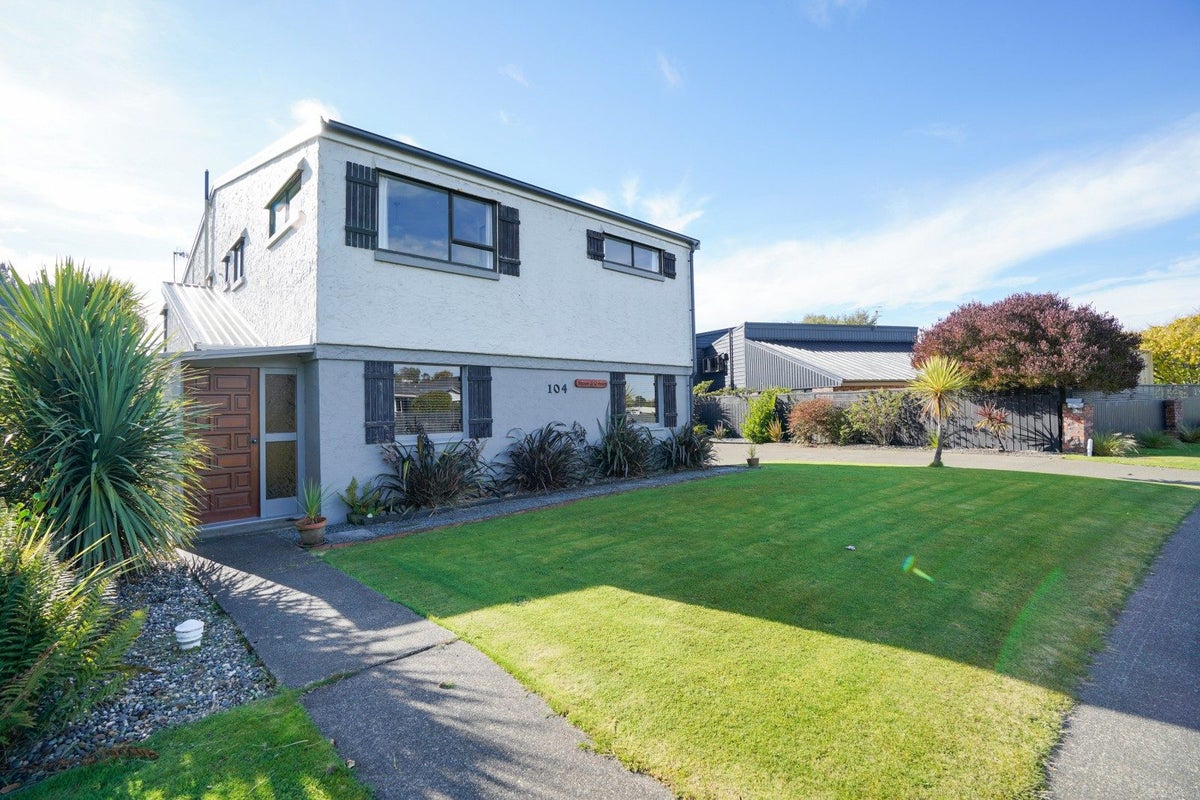 104 Gladstone Terrace, Gladstone, Invercargill - Carousel 2