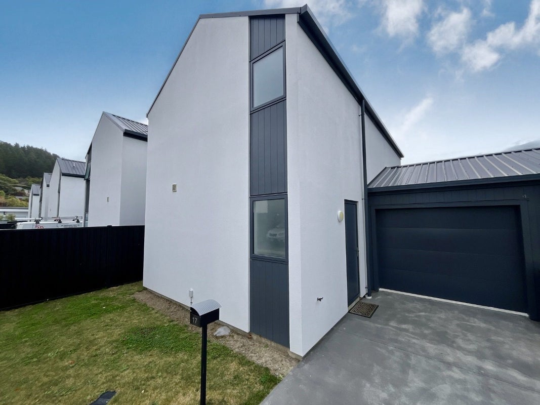 17 Wheatsheaf Lane, Heathcote Valley, Christchurch - Carousel 1
