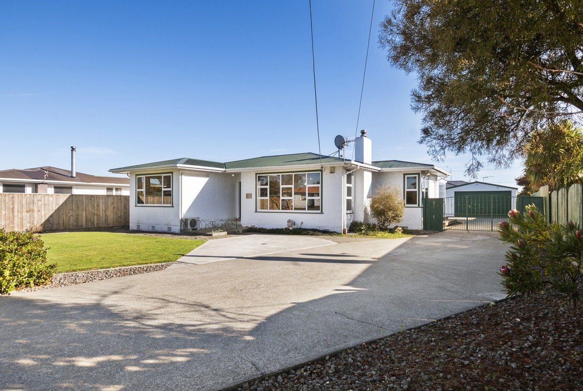 18 Leeds Street, Milson, Palmerston North - Carousel 22