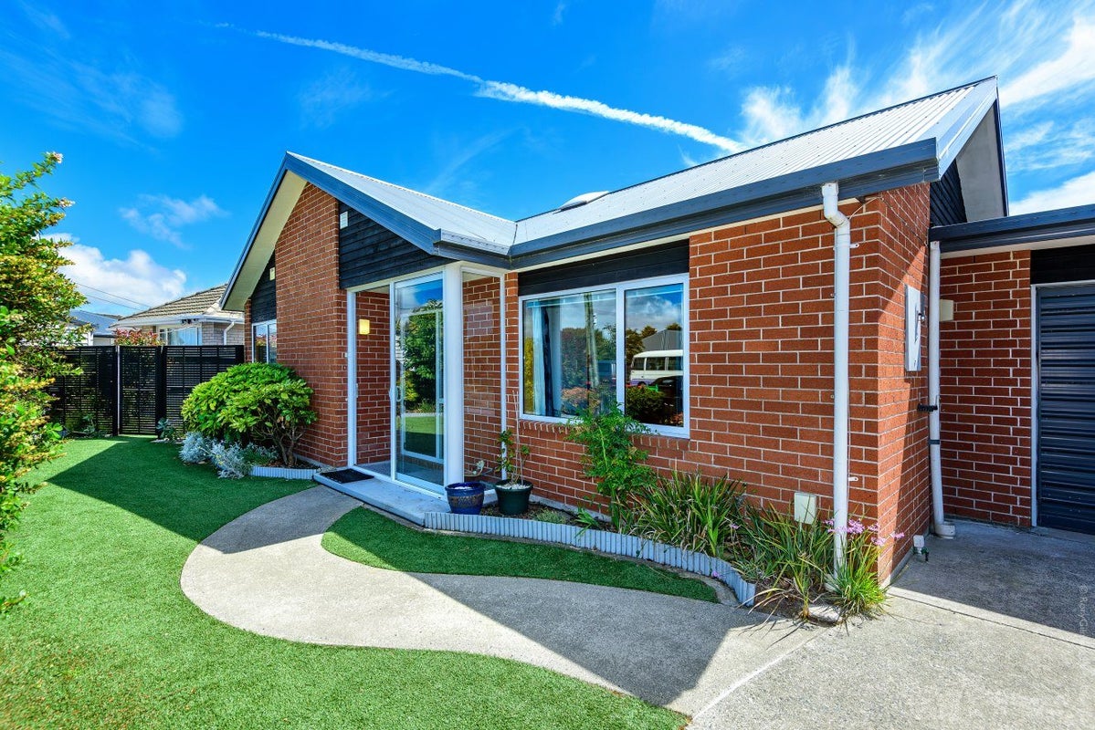 1/88 Willryan Avenue, New Brighton, Christchurch - Carousel 1