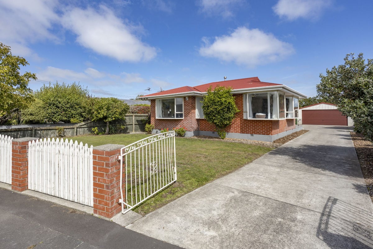 351 Burwood Road, Burwood, Christchurch - Carousel 1
