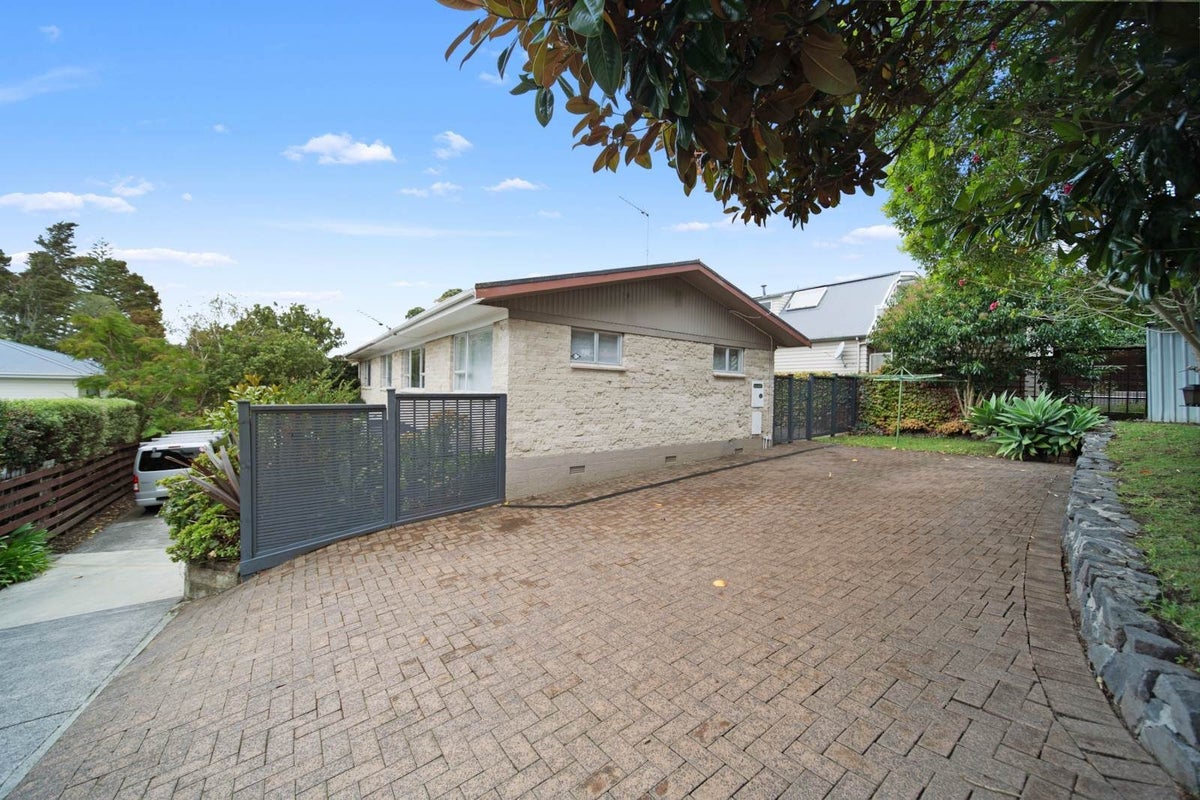 1/39 Union Road, Howick, Auckland - Carousel 1