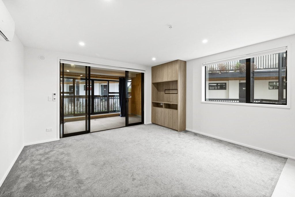101/422 Hagley Avenue, Christchurch Central, Christchurch - Carousel 1