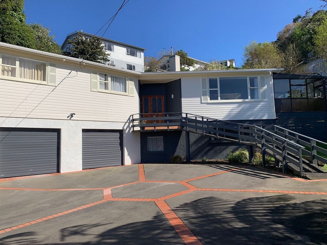7 Epsom Way, Karori, Wellington - Carousel 1