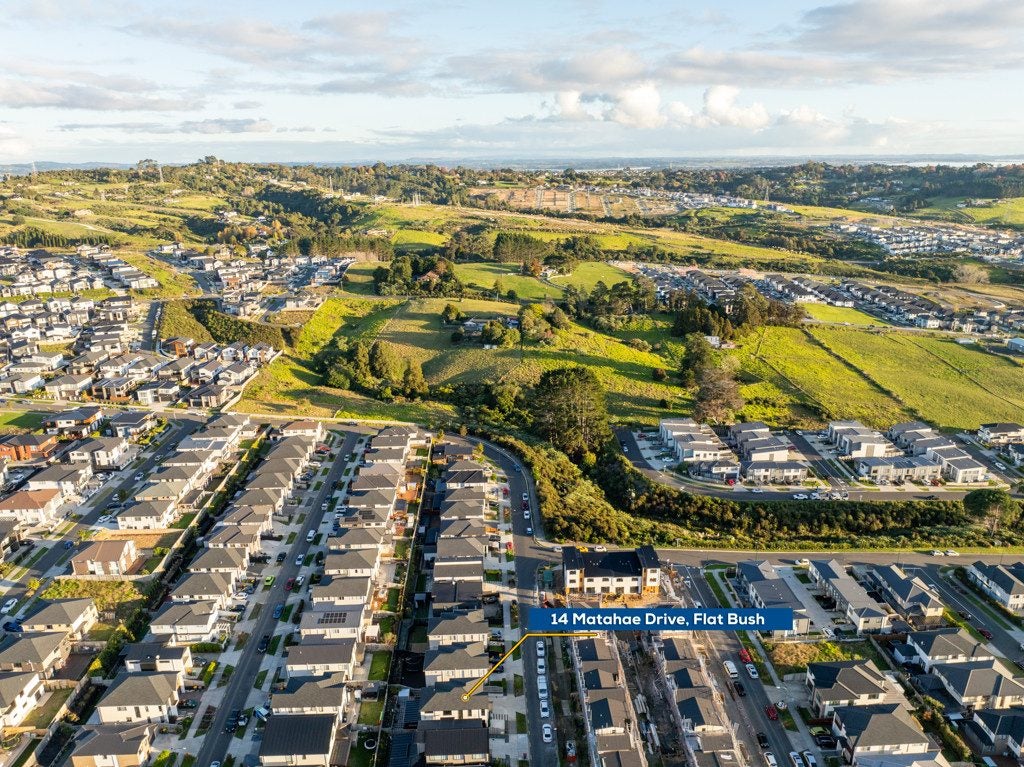 14 Matahae DR, Flat Bush, Auckland - Carousel 31